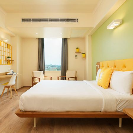 Bloom Hotel - Sector 62 Noida Kültér fotó
